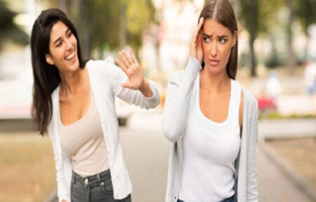 মানুষ থেকে দূরে থাকবেন