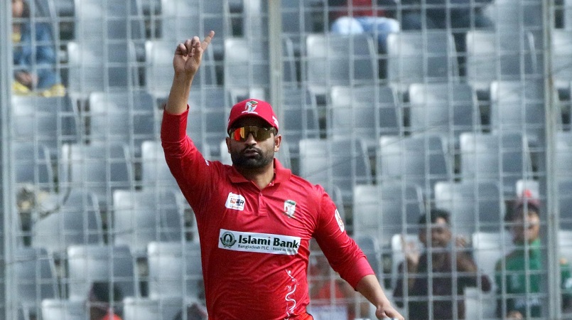 অধিনায়কত্বকে