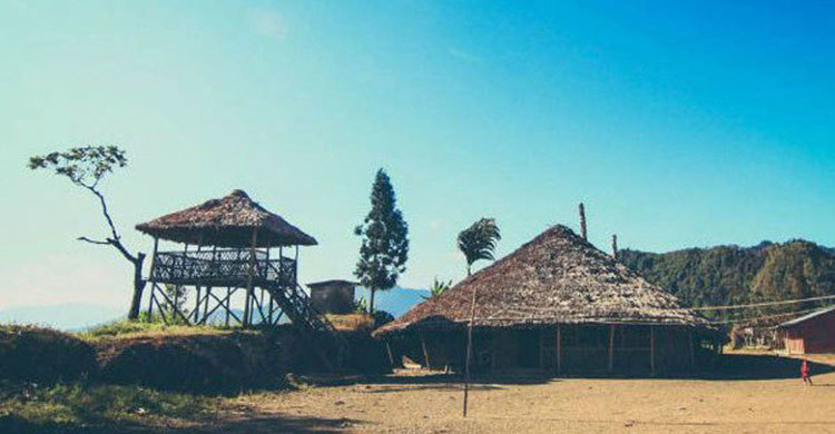 গ্রামের মানুষ