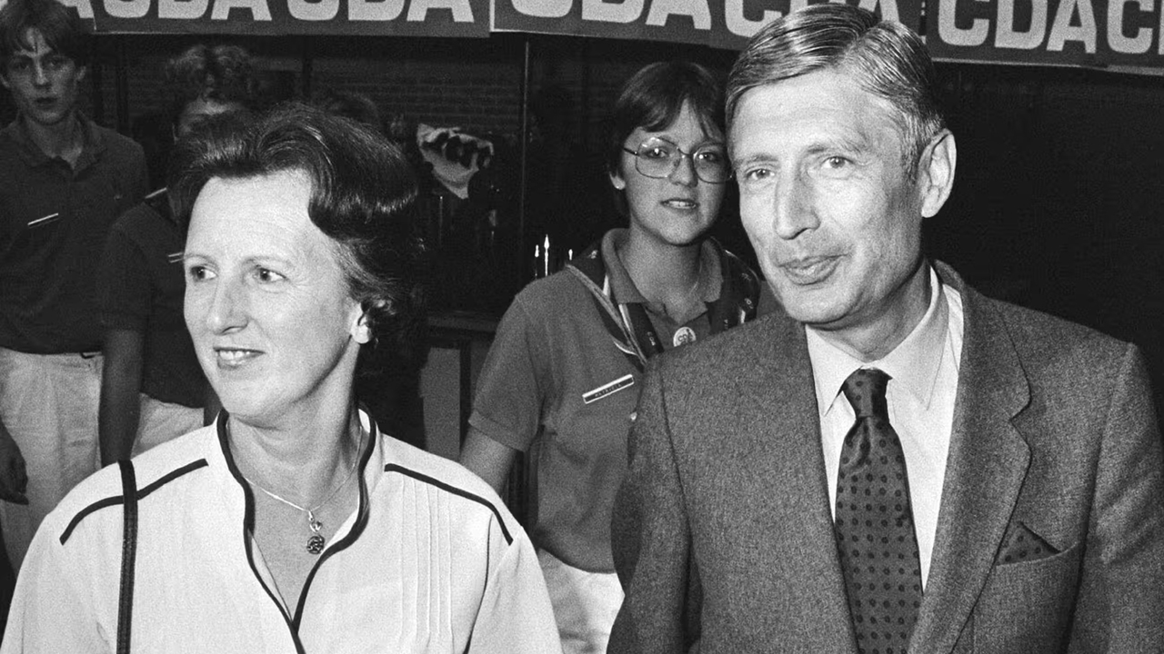 স্বেচ্ছায় মৃত্যুবরণ