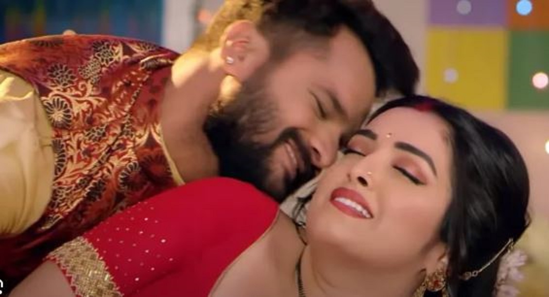 আম্রপালি  রোমান্স