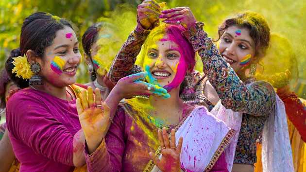 জামাকাপড়ের রং