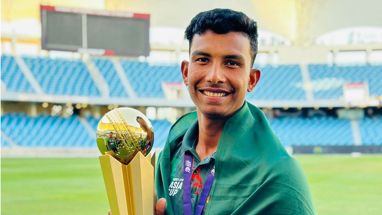 বাংলাদেশি পেসার