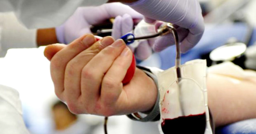 রক্ত দেওয়া