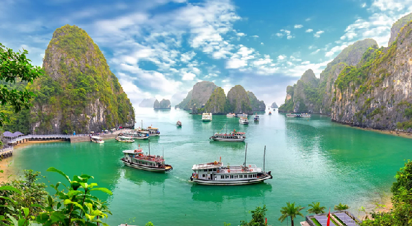 ঘুরে আসতে পারেন