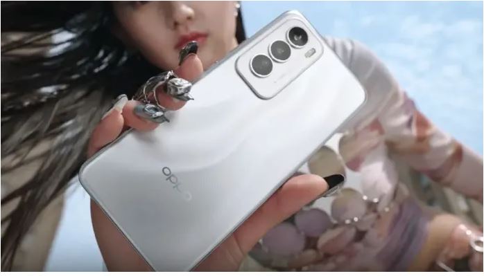 অপো’র নতুন স্মার্টফোন