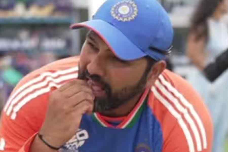 বিশ্বকাপজয়ী রোহিত