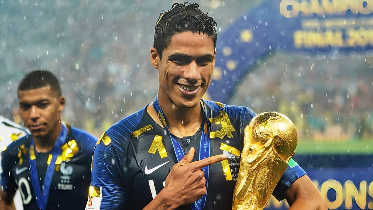 বিশ্বকাপজয়ী তারকার বিদায়