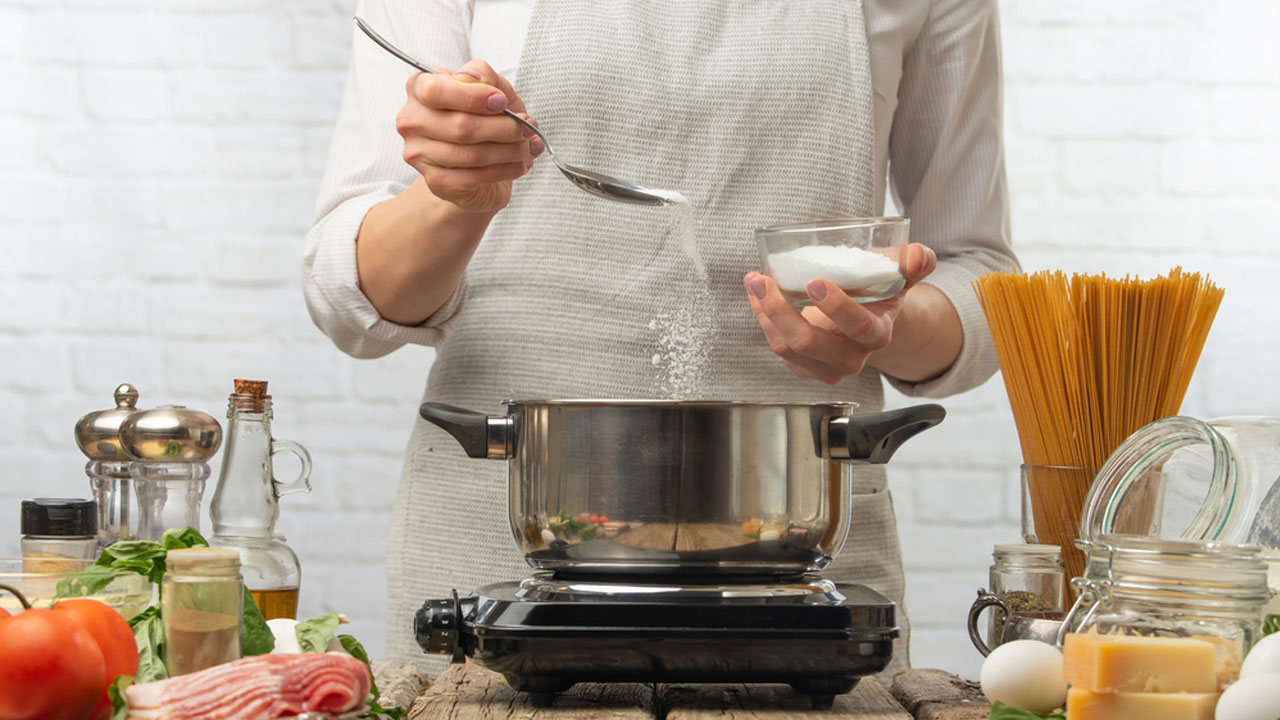 লবণ খাওয়া