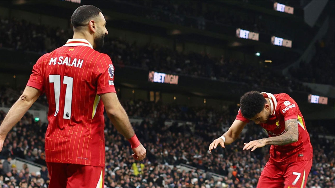 ইতিহাস গড়লেন সালাহ