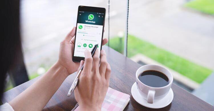 হোয়াটসঅ্যাপে ছবির সঙ্গে গান