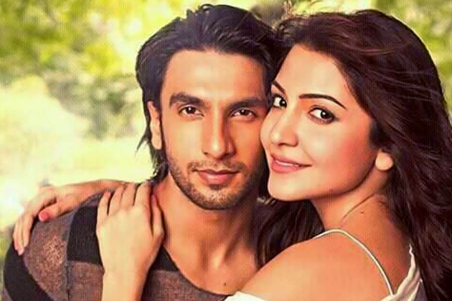 রণবীরকে প্রেমিক - আনুশকা