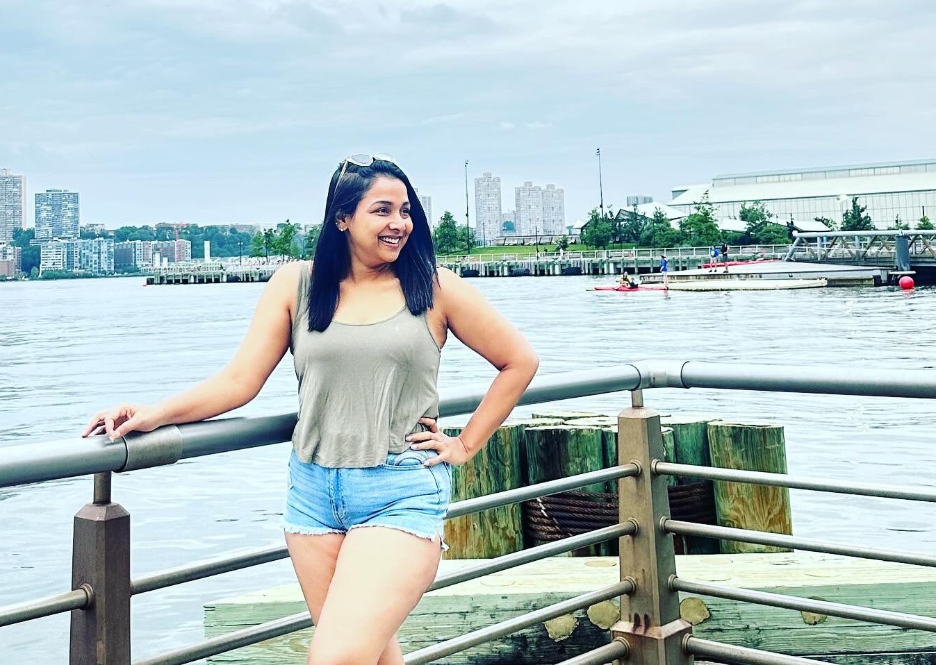 বয়স - রুনা খান